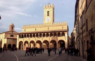 Offida tra i venti borghi da non perdere per il 2017