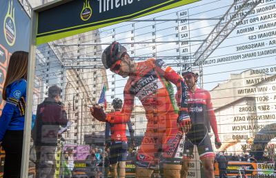 Tirreno-Adriatico, intervista a Nibali. Ascoli in festa per la partenza della sesta tappa