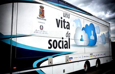 Polizia Postale, campagna educativa “Una vita da social” fa tappa anche a San Benedetto