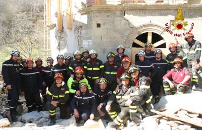 Pescara del Tronto, arrivano anche i Vigili del fuoco francesi a dar man forte