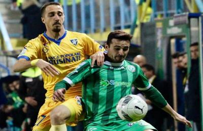 Frosinone-Avellino 1-1, Castaldo risponde a Dionisi. Per i ciociari ora c'è l'Ascoli