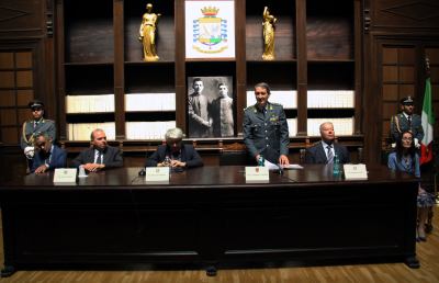 “Due Guardie di Finanza, due uomini semplici, due eroi sconosciuti”, premiati licei artistici