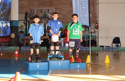 Pattinaggio freestyle, brillano i Diavoli Verde Rosa ai Campionati Regionali