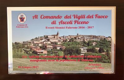 Vigili del fuoco Ascoli premiati dal Comune di Falerone 
