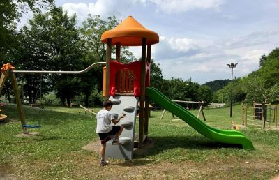Croce Rossa Roseto, dopo il sisma nuovo parco giochi in un'area verde di Force