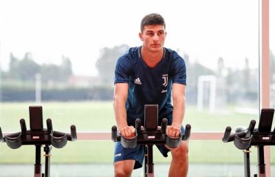 Orsolini nel mondo Juve: prima giornata a Torino tra visite mediche e test fisici