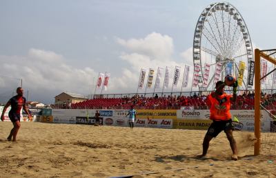 Beach soccer, nella tappa di Viareggio l'Happy Car Samb strapazza il Brescia
