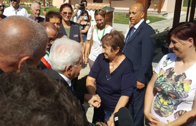 Terremoto, Mattarella ad Arquata del Tronto: ''Faremo di tutto per aiutarvi''