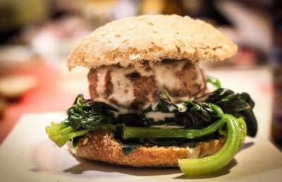 Arriva ''Taste of Piceno'', weekend goloso a Offida con i burger gourmet