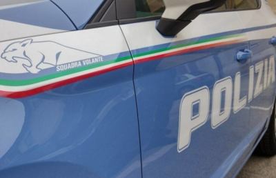 San Benedetto, 60 grammi di eroina sotto il cuscino del divano: arrestato 33enne