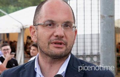 Ascoli, licenziamento disciplinare per dipendente comunale. Castelli: “Giusto intervenire”