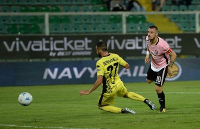 Palermo-Pro Vercelli 2-1, highlights