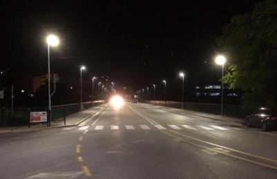 Ascoli, nuova illuminazione sul ponte Rozzi. Castelli: “Più sicurezza in un'arteria strategica”