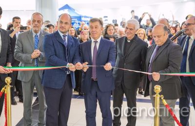 Ascoli Piceno, taglio del nastro per il rinnovato Centro Commerciale ''Città delle Stelle''