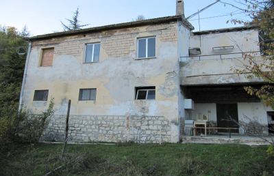 Roccafluvione, appuntamento con il ''Progetto Muri a perdere''
