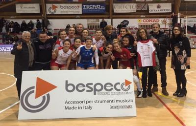 Pallavolo femminile, vittoria prenatalizia al tie-break per la Ciu Ciu Offida Volley