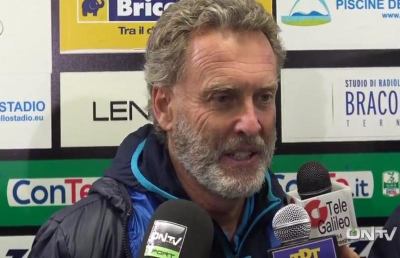 Ternana, Bandecchi: “Avanti con Pochesci ma non sia più showman”. Mister: “Parole forti e chiare”