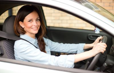 ''Donna al volante, pericolo costante...''. Statistiche sfatano il vecchio adagio