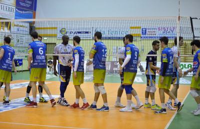 Volley Serie A2, vittoria al tie-break della M&G Videx Grottazzolina nello scontro diretto con Aversa