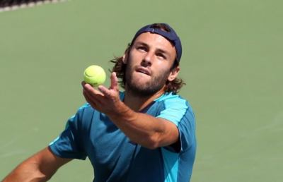 Tennis, esordio positivo per Travaglia nelle qualificazioni degli Australian Open