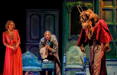 Grottammare, al Teatro delle Energie ancora un successo per la stagione ''Oh che bel castello''