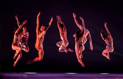 Ascoli Piceno, al Teatro Ventidio Basso la danza acrobatica di Kataklò