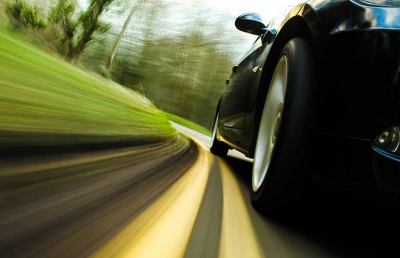 Sicurezza sulle strade: tutto comincia dagli pneumatici