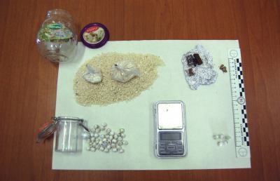San Benedetto, arrestato 20enne sorpreso in un casolare con eroina e hashish