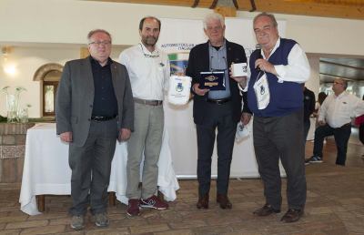  “Dal bel mare al bel monte” per auto d'epoca a Montegranaro, vittoria per Carnevali