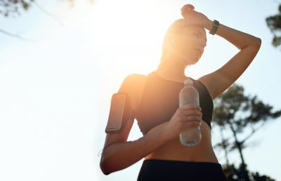 Jogging a primavera: parti con il piede giusto grazie ad una corretta idratazione
