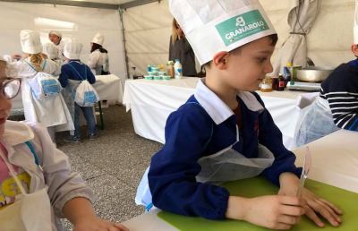 Ascoli Piceno, piccoli “chef” delle scuole elementari alle prese con il latte e i suoi derivati