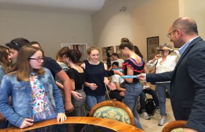 Ascoli Piceno, sindaco Castelli incontra studenti francesi in città per scambio culturale