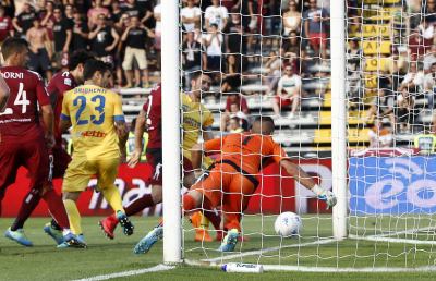 Playoff Serie B: sorridono Frosinone e Palermo, A più vicina dopo i pari a Cittadella e Venezia