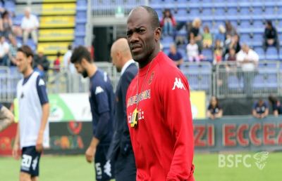 Brescia, il nuovo allenatore è l'ex attaccante di Cagliari e Inter David Suazo