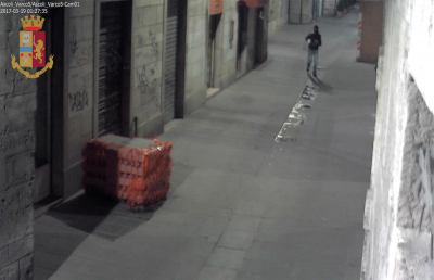 Polizia Ascoli, due arresti per rapina in un noto ristorante del centro storico