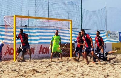 Beach Soccer, emozionante vittoria in extremis dell'Happy Car Samb contro Viareggio