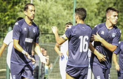 Pescara, doppietta per Monachello nella prima amichevole. Marras: “Grande piazza, parla la storia”