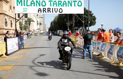 Milano-Taranto, grande successo per l'edizione 2018 della kermesse per moto d'epoca