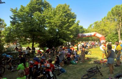Ciclismo, giovani bikers protagonisti a Castel di Lama nel Circuito Cicli Cocci