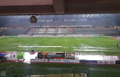 Serie B, rinviato il posticipo Padova-Pescara. Un nubifragio si abbatte sull'Euganeo 