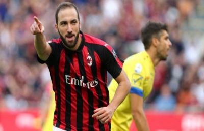 Milan-Chievo 3-1, highlights