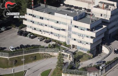Carabinieri Ascoli, 15 ordinanze custodia cautelare per stroncare banda dedita a furti auto