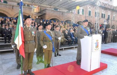 Ascoli Piceno, in Piazza del Popolo giuramento di fedeltà per oltre 400 soldati
