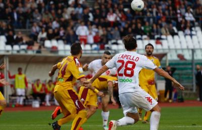 Serie B 11° turno: Palermo vola momentaneamente in vetta, senza reti il derby patavino