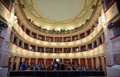 Ascoli Piceno: Teatro Filarmonici, arriva lo spettacolo ''La Macina Live''  