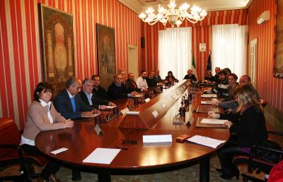 Prefettura Ascoli Piceno, vertice su impiego lavoratori a basso costo in agricoltura