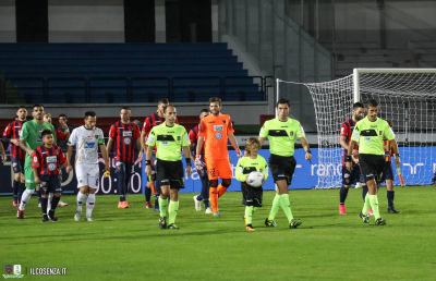 Cosenza-Lecce 2-3, highlights