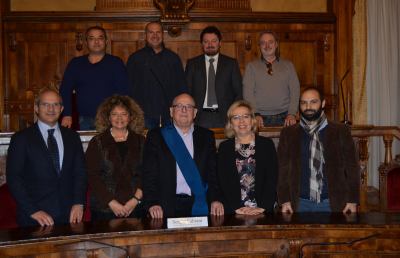 Provincia Ascoli, il nuovo presidente Fabiani giura e delinea attività istituzionale