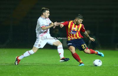 Lecce-Cremonese 2-0, highlights