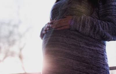 Igiene orale e gravidanza: come scongiurare il rischio di parodontite